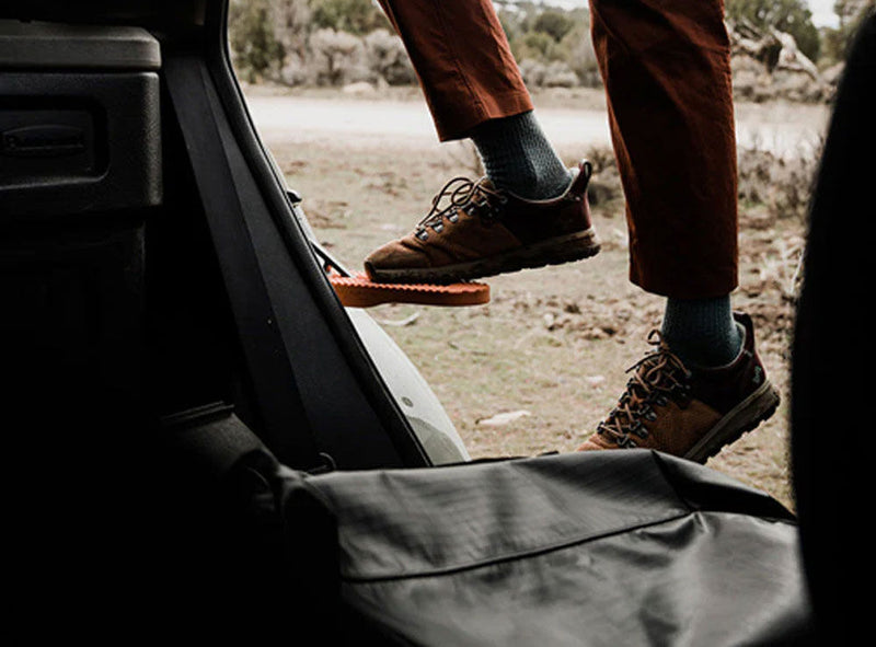 Rightline - Moki Ascent Vehicle Door Step