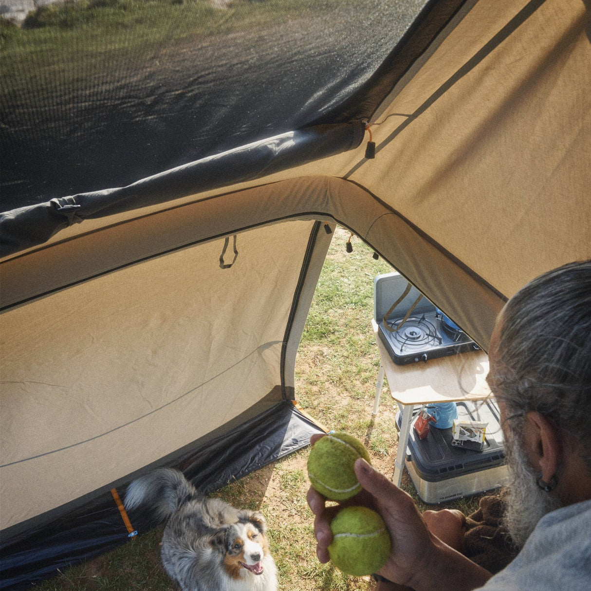 Dometic - TRT 140 Large Awning