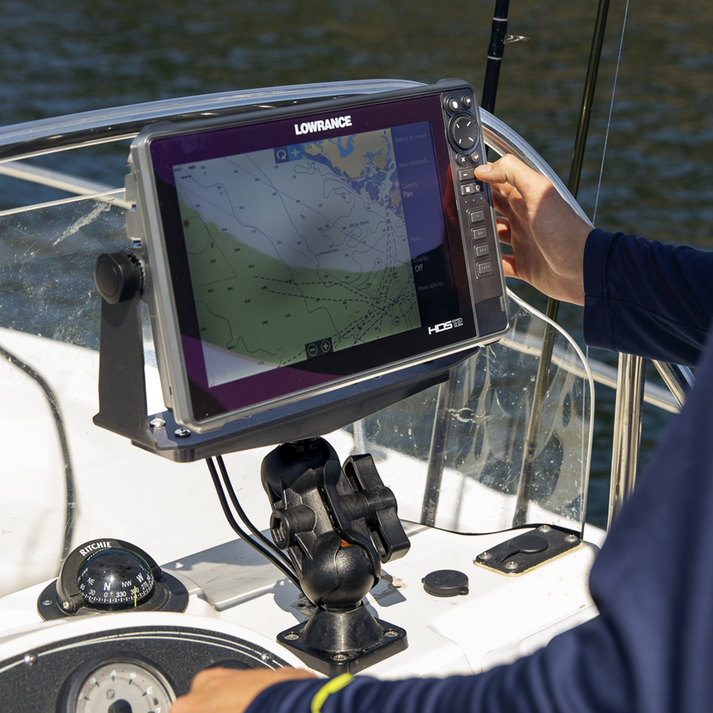 Scotty - 2 1/4'' Ball Mount w/ Fish Finder / Chart Plotter Plate