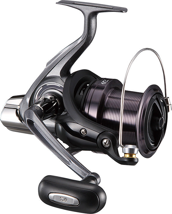 Daiwa - 17 CROSSCAST 5500