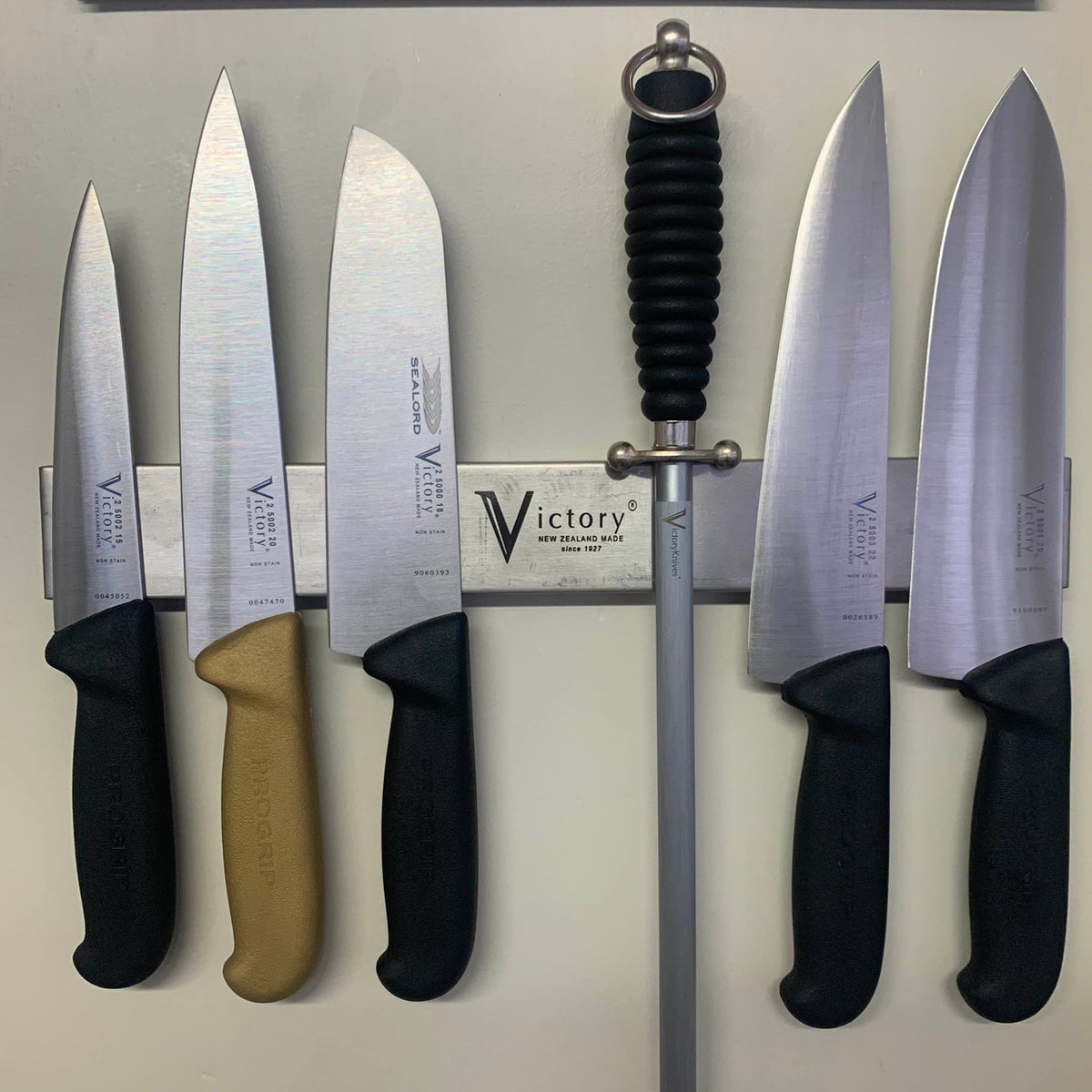 Victory Knives NZ | NZ-Made Fillet & Dive Knives | Monster Fishing
