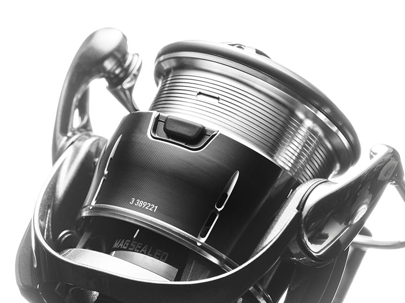 Daiwa - 24 LUVIAS LT4000-XH